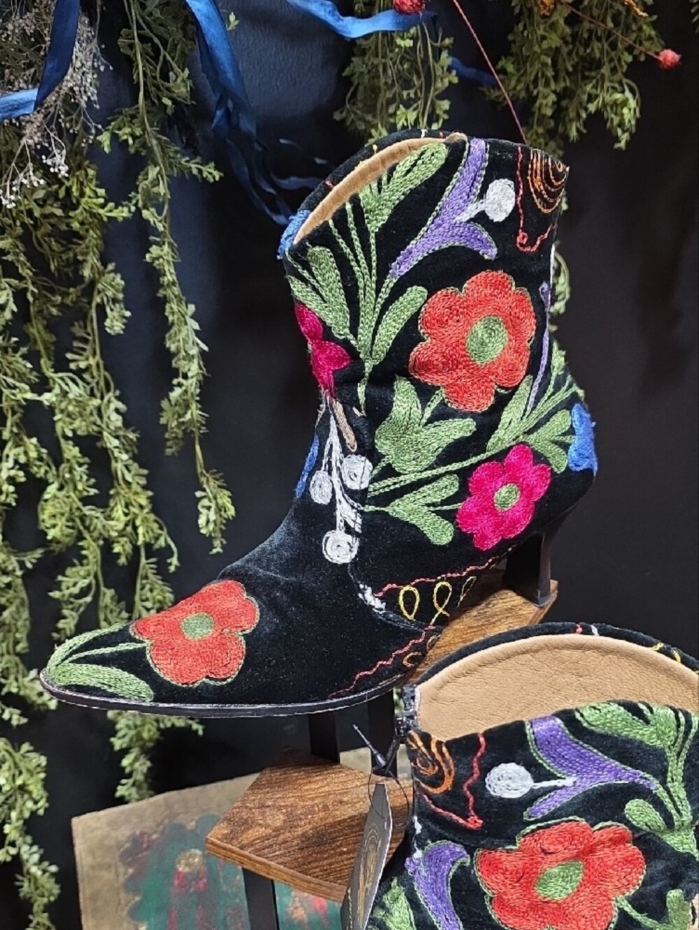 Embroidered Black Floral Western Ankle Boots - Picture 2 of 12